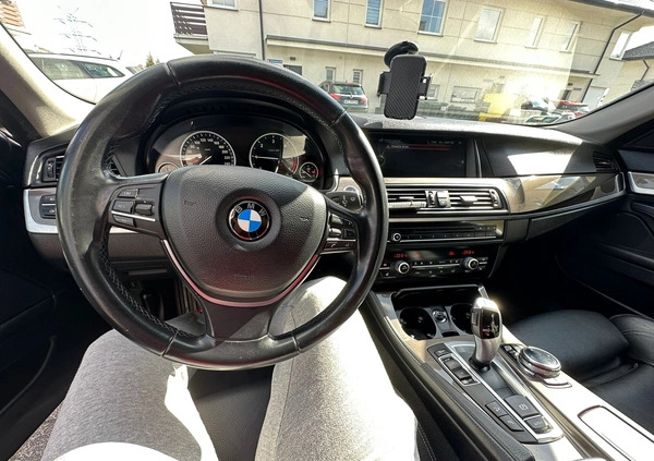 BMW Seria 5 cena 69000 przebieg: 250000, rok produkcji 2015 z Pyskowice małe 29